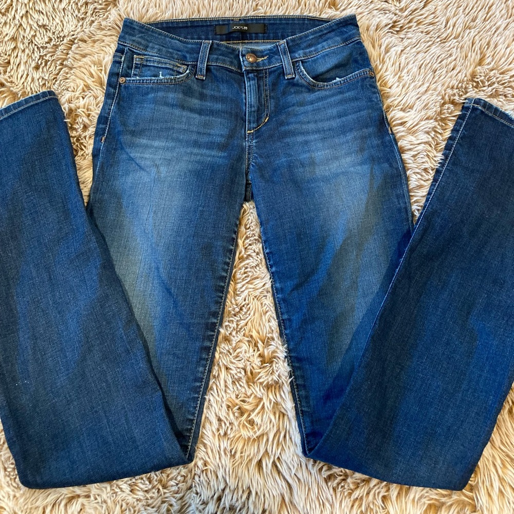 Joe’s Jeans 26 Slim Fit Mini Boot Model
